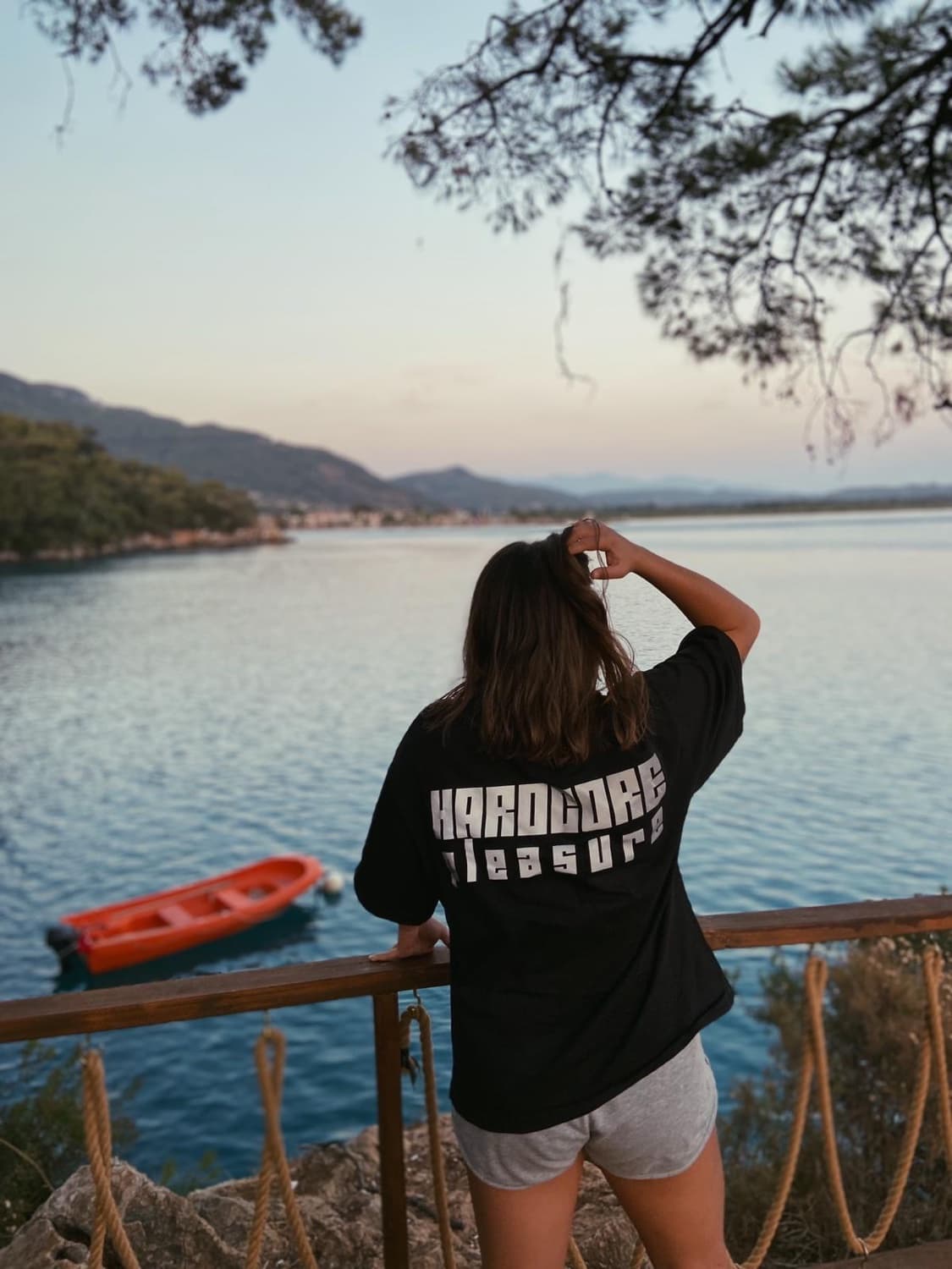 Wheraver Oversize Hardcore Pleasure Tee — 8